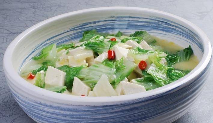 白菜豆腐玫瑰花，一道养颜美容的家常美食