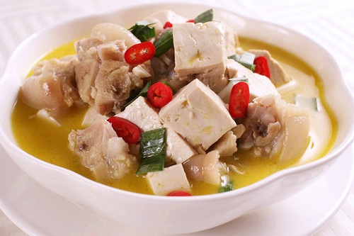 豆腐香菇丝瓜煲，美味养生，温暖你的每一个秋冬
