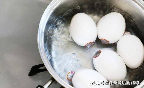 猪头饼加鸡蛋的做法