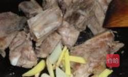 芋头芸豆排骨的做法