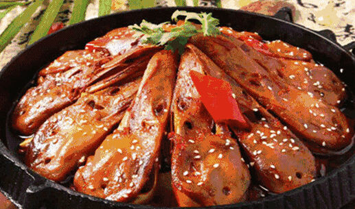 挑战麻婆豆腐，传统川菜的麻辣诱惑与家常做法解析