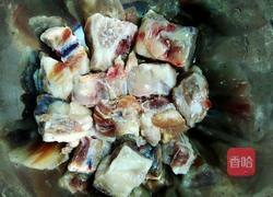 粉丝炖排骨糖的做法