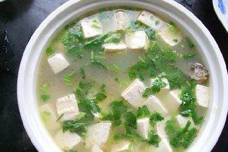 娃娃菜豆腐汤，营养美味的家常滋补佳品
