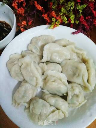 芹菜咸肉水饺的做法
