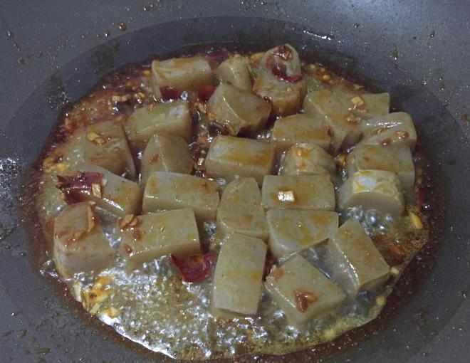 冰冻魔芋豆腐炒菜，低卡美食新选择，健康又美味