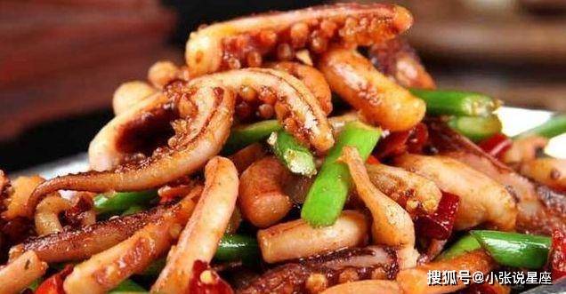 红烧口蘑排骨鱿鱼的做法
