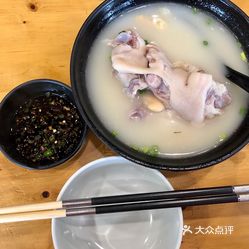 重庆蹄花的魅力，口感醇厚，滋补养生的美食佳品