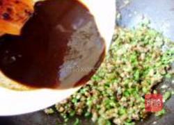 牛排豆腐炒面条的做法