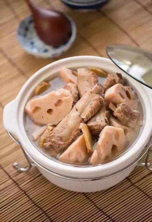 排骨莲藕汤黄磊的做法