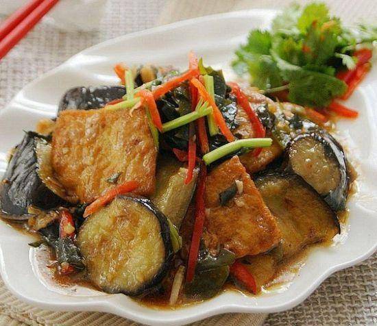 肥牛茄子豆腐的做法