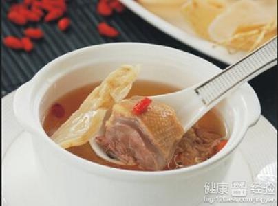 家常鸽子汤，滋补养生的美味佳品