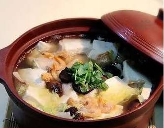 砂锅豆腐炒白菜，家常美食的温暖滋味