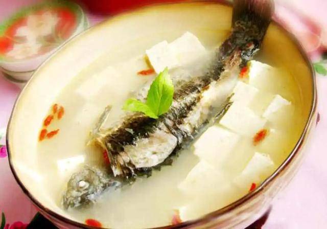 豆腐萝卜营养搭档，家常美食的神奇魅力