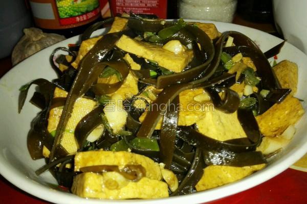 大豆腐与海带的做法
