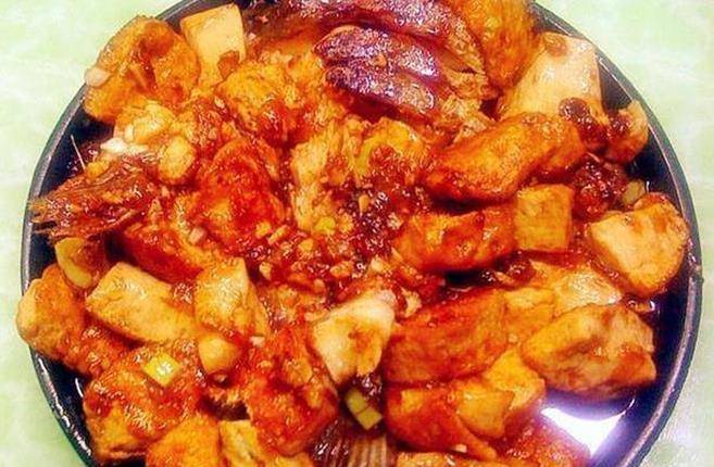 鳙鱼豆腐的鲜美邂逅，营养食谱，简单易学