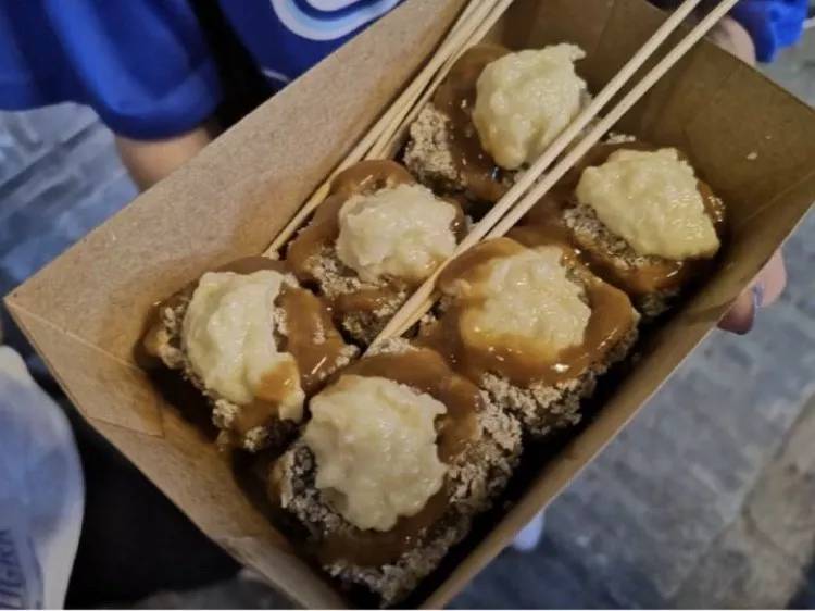 榴莲煲臭豆腐，独特风味，滋补养生新体验