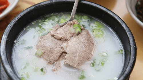 牛棒子骨汤，滋补养生的美味秘方