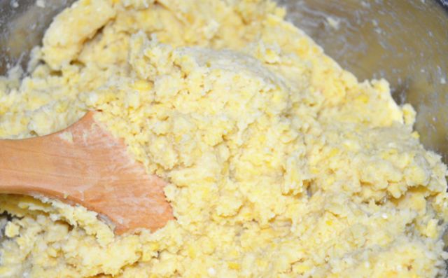 干绿豆糕，夏日消暑佳品，轻松制作指南