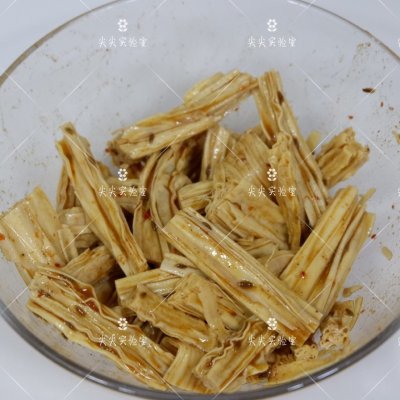 南宁红豆腐竹，传统美食的秘密魅力与家常做法解析