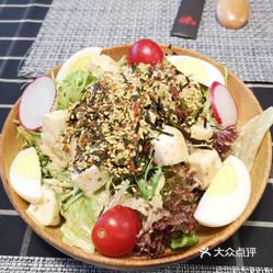 日式料理豆腐沙拉，清新口感，健康美味一夏