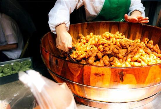 宁波柴火豆腐，传统美味与现代口感的完美融合