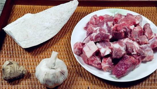 蒸排骨红枣的做法窍门