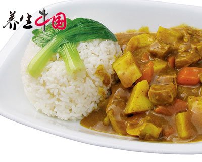 咖喱牛肉饭，香浓美味，暖胃又营养的自制佳肴