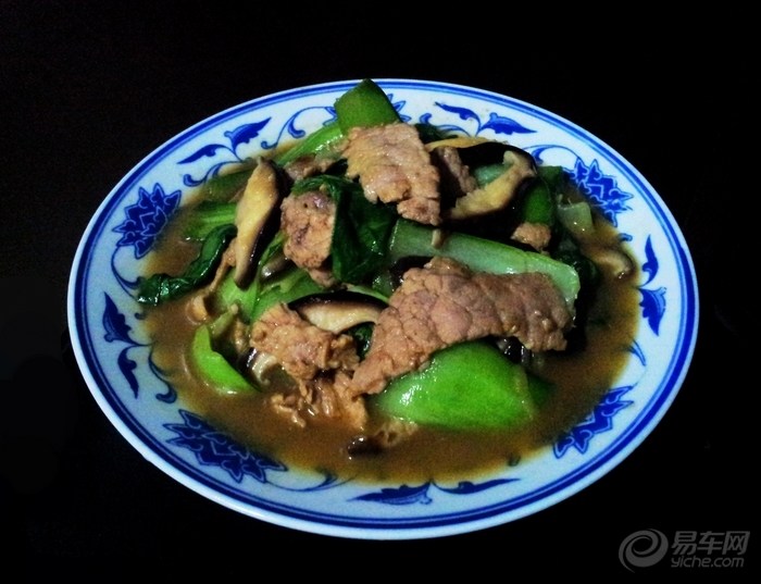 香菇油菜肉片，家常美食中的营养佳肴