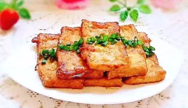 金鲷鱼烧豆腐的做法