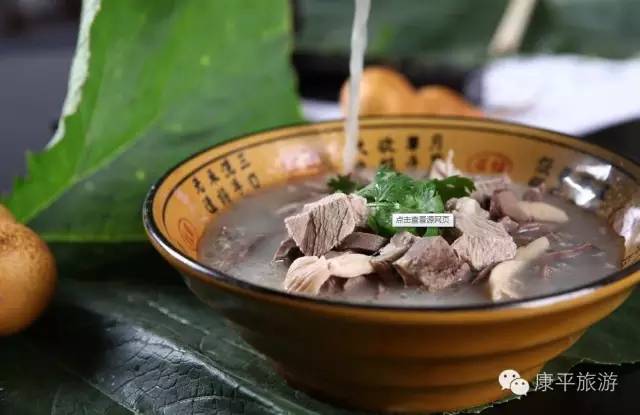 豆腐羊肉蘑菇汤，暖身养颜的美食佳品