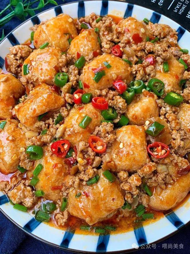 豆腐泡里放肉馅，家常美食的创意升级