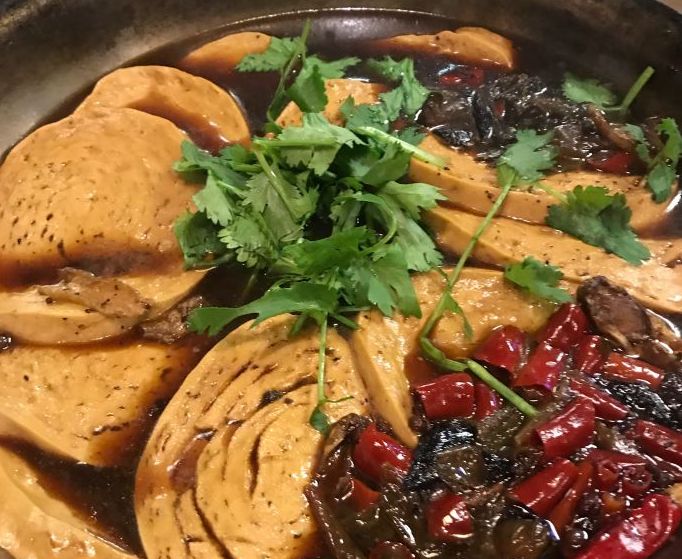砂锅日本豆腐鸡汤，温暖心灵的鲜美佳肴