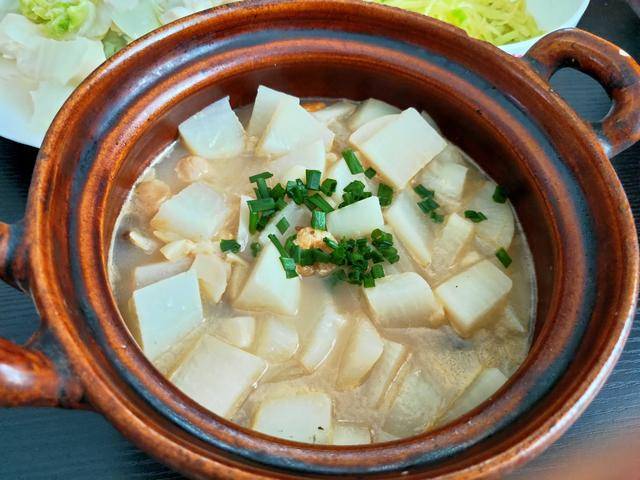 豆腐炖萝卜，家常美食中的健康秘诀