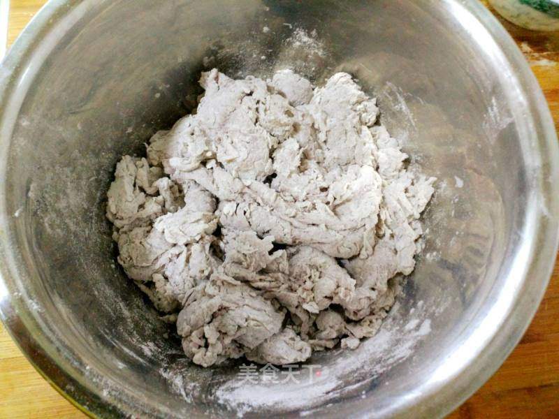 纯黑米发糕，传统美食的现代演绎，健康美味两不误