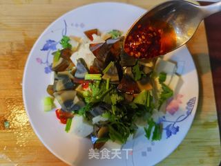 商河皮蛋豆腐的做法