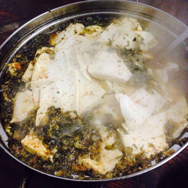 腌菜豆腐猪肉，家常美味的三重奏，温暖你的味蕾
