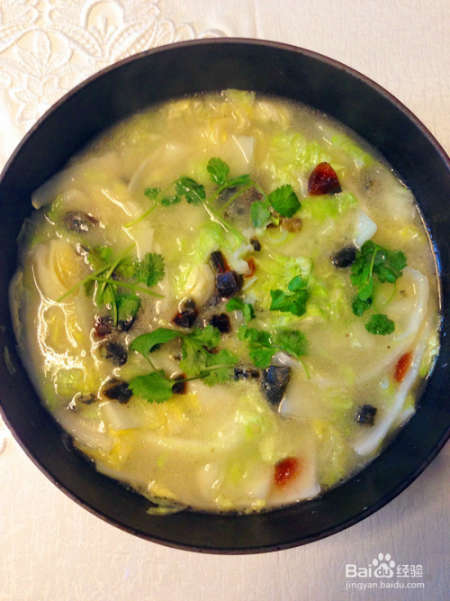 豆腐圆煮白菜，家常美食的健康之道