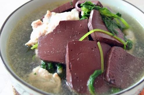 猪血猪血豆腐汤的做法