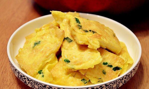 豆腐菜心炒面条的做法