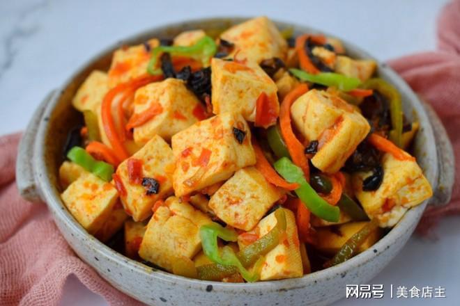 猪肉炒甜豆腐，家常美味与健康相伴的佳肴