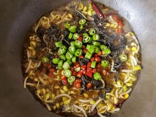 豆芽毛肚汤的做法