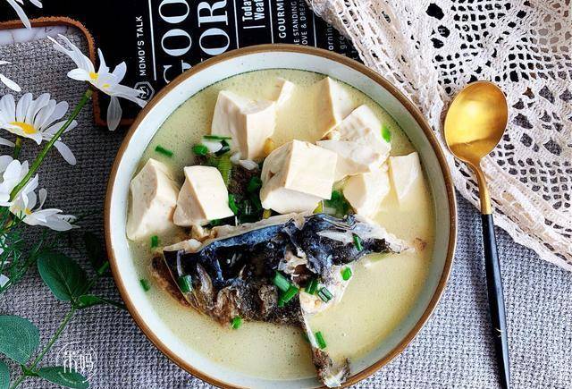 鱼汤豆腐脑，鲜美汤品，营养满分的家常美食
