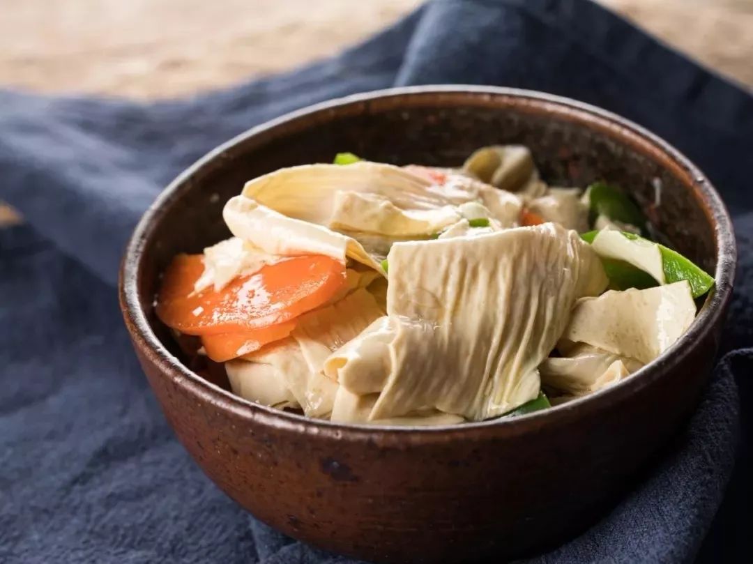 豆皮与白豆腐的美食之旅，营养搭配，家常美味