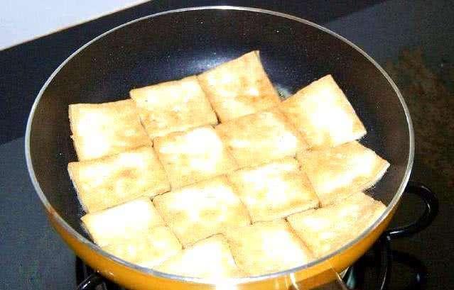 淀粉白菜炒豆腐，家常美味，营养健康一步到位