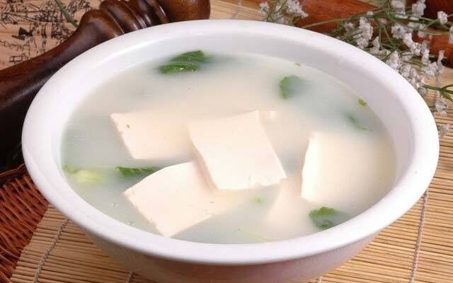 豆腐潮汕肉饼汤，温暖心灵的鲜美佳品